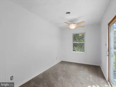 Bedroom - 10334 Tudor Rd, Ocean City, MD 21842 photo 7 of 8