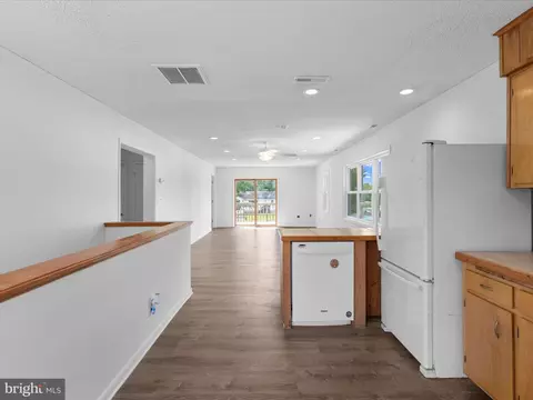 Entry Way - 10334 Tudor Rd, Ocean City, MD 21842 photo 1 of 1