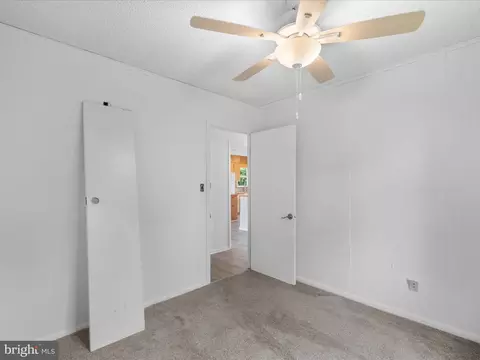 Bedroom - 10334 Tudor Rd, Ocean City, MD 21842 photo 5 of 8