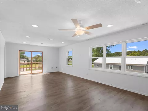 Living - 10334 Tudor Rd, Ocean City, MD 21842 photo 1 of 4