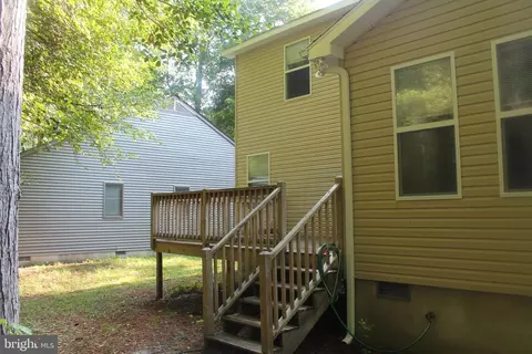 Exterior - 133 Camelot Cir, Ocean Pines, MD 21811 photo 9 of 10