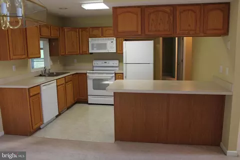 Kitchen - 133 Camelot Cir, Ocean Pines, MD 21811 photo 2 of 2