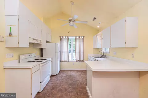 38 Garrett Dr, Ocean Pines, MD 21811 photo 4