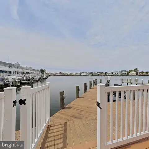 505 S Surf Rd, Ocean City, MD 21842