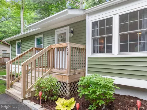 102 Martinique Cir, Ocean Pines, MD 21811