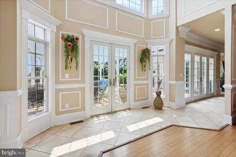 Entry Way - 11525 Bay Point Ln, Berlin, MD 21811 photo 5 of 23