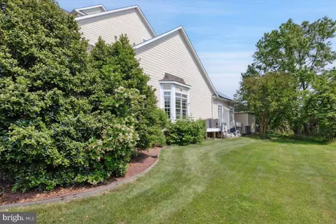 Exterior - 11525 Bay Point Ln, Berlin, MD 21811 photo 6 of 36