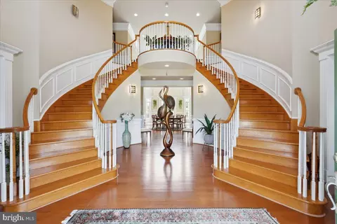 Entry Way - 11525 Bay Point Ln, Berlin, MD 21811 photo 2 of 23