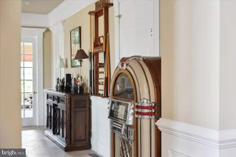 Entry Way - 11525 Bay Point Ln, Berlin, MD 21811 photo 10 of 23