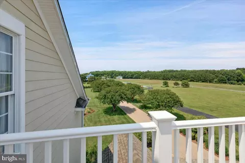 Exterior - 11525 Bay Point Ln, Berlin, MD 21811 photo 25 of 36