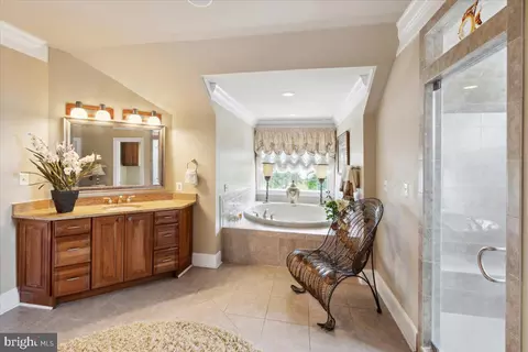 Bath - 11525 Bay Point Ln, Berlin, MD 21811 photo 5 of 7