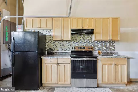 Kitchen - 11525 Bay Point Ln, Berlin, MD 21811 photo 4 of 11