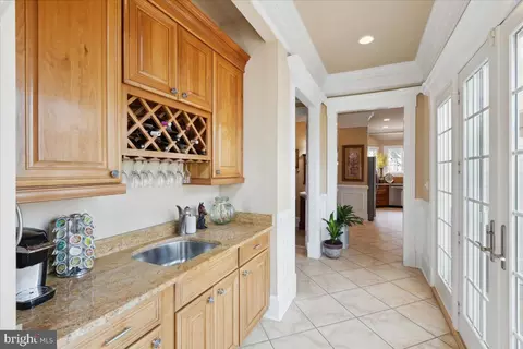 Entry Way - 11525 Bay Point Ln, Berlin, MD 21811 photo 6 of 23