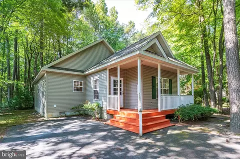 50 Cresthaven Dr, Ocean Pines, MD 21811