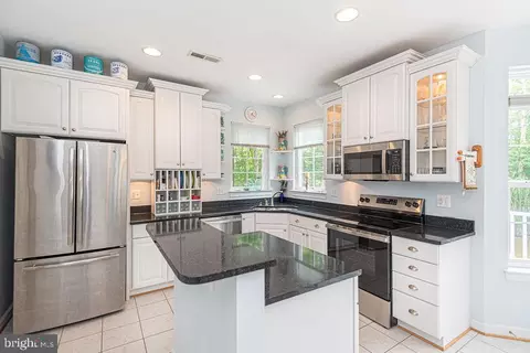 Kitchen - 17 Alden Ct, Ocean Pines, MD 21811 photo 2 of 5