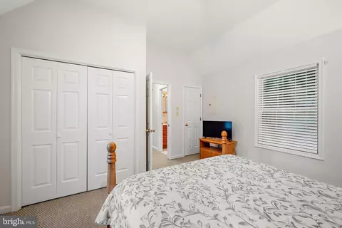 Bedroom - 6 Duck Cove Cir, Ocean Pines, MD 21811 photo 5 of 14