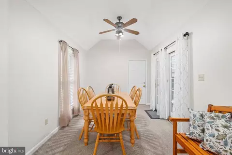 Dining - 6 Duck Cove Cir, Ocean Pines, MD 21811 photo 2 of 6