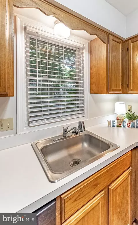 Kitchen - 6 Duck Cove Cir, Ocean Pines, MD 21811 photo 7 of 8