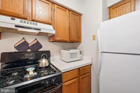 Kitchen - 6 Duck Cove Cir, Ocean Pines, MD 21811 photo 8 of 8