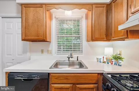 Kitchen - 6 Duck Cove Cir, Ocean Pines, MD 21811 photo 6 of 8