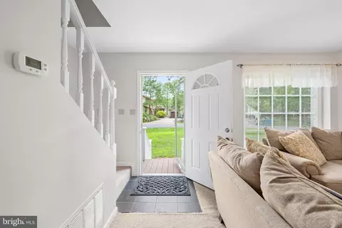 Entry Way - 6 Duck Cove Cir, Ocean Pines, MD 21811 photo 2 of 15