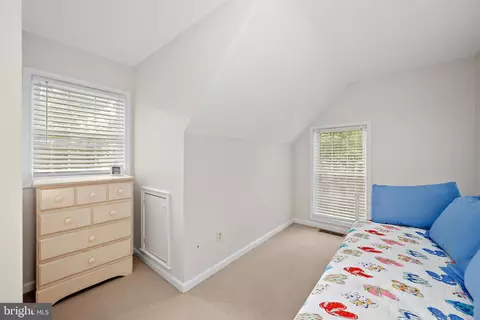 Bedroom - 6 Duck Cove Cir, Ocean Pines, MD 21811 photo 7 of 14