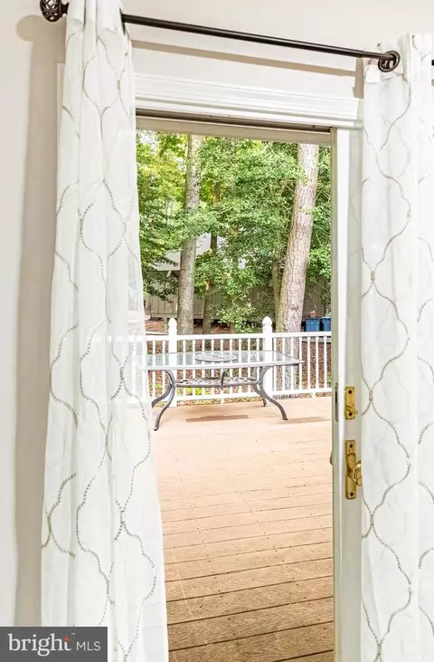 Exterior - 6 Duck Cove Cir, Ocean Pines, MD 21811 photo 5 of 45