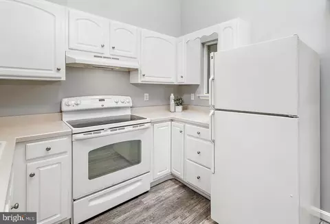 Kitchen - 56 Quarter Staff Pl, Ocean Pines, MD 21811 photo 5 of 6