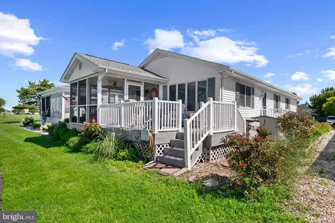 113 Assateague Ct, Ocean City, MD 21842