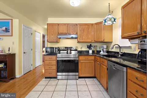 Kitchen - 13 Raft Rd, Ocean Pines, MD 21811 photo 5 of 6