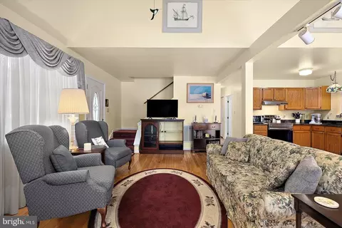 Living - 13 Raft Rd, Ocean Pines, MD 21811 photo 3 of 4