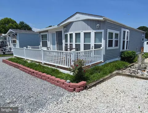 319 Dolphin Dr, Berlin, MD 21811 photo 4