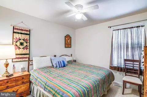 Bedroom - 20 Camelot Cir, Ocean Pines, MD 21811 photo 2 of 9
