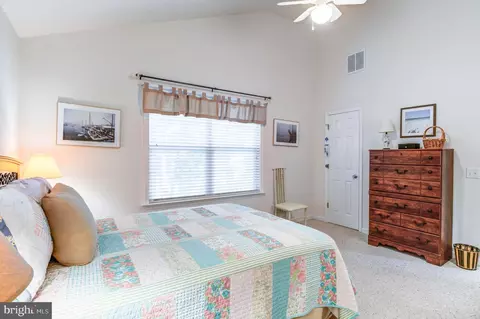 Bedroom - 20 Camelot Cir, Ocean Pines, MD 21811 photo 4 of 9