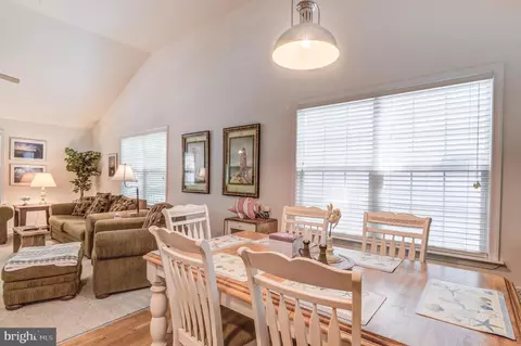 Dining - 20 Camelot Cir, Ocean Pines, MD 21811 photo 4 of 4