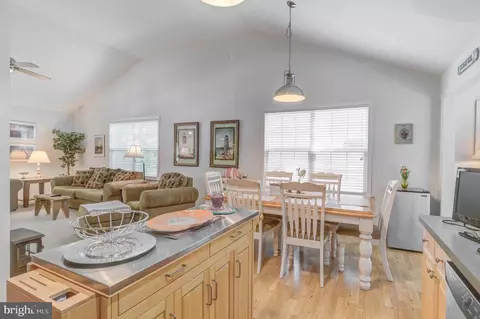 Dining - 20 Camelot Cir, Ocean Pines, MD 21811 photo 3 of 4
