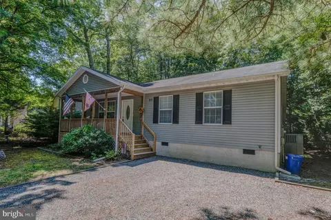 Exterior - 20 Camelot Cir, Ocean Pines, MD 21811 photo 10 of 11