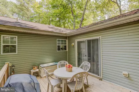 Exterior - 20 Camelot Cir, Ocean Pines, MD 21811 photo 7 of 11