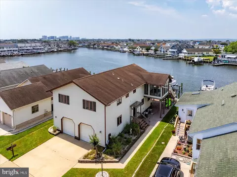 607 S Surf Rd, Ocean City, MD 21842