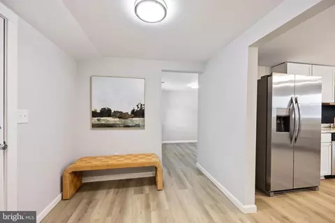 Entry Way - 8359 Newark Rd, Newark, MD 21841 photo 5 of 7