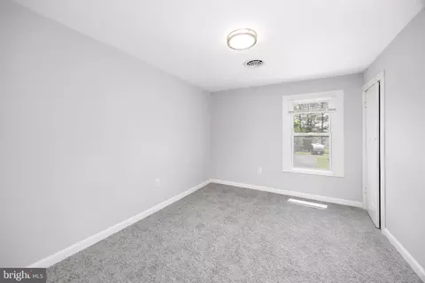 Bedroom - 8359 Newark Rd, Newark, MD 21841 photo 2 of 8
