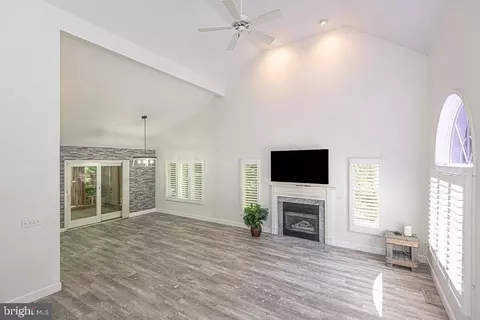 Living - 21 Birdnest Dr, Ocean Pines, MD 21811 photo 5 of 5
