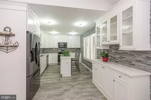Kitchen - 21 Birdnest Dr, Ocean Pines, MD 21811 photo 1 of 6