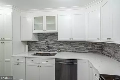 Kitchen - 21 Birdnest Dr, Ocean Pines, MD 21811 photo 6 of 6