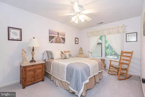 Bedroom - 21 Birdnest Dr, Ocean Pines, MD 21811 photo 6 of 6