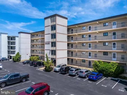 12607 Wight St #102, Ocean City, MD 21842