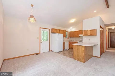 106 Camelot Cir, Ocean Pines, MD 21811 photo 7