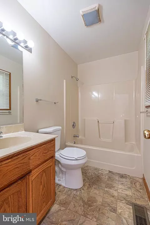 106 Camelot Cir, Ocean Pines, MD 21811 photo 33