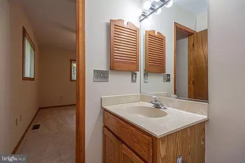 106 Camelot Cir, Ocean Pines, MD 21811 photo 32