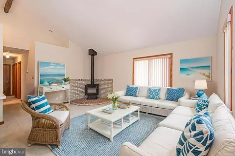 106 Camelot Cir, Ocean Pines, MD 21811 photo 5